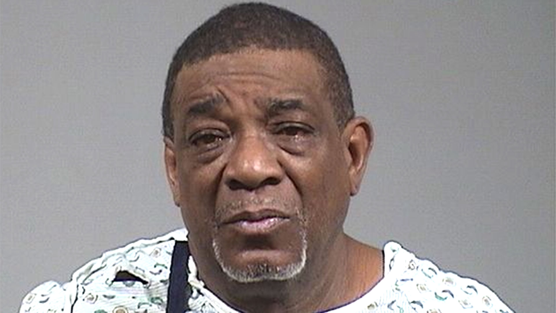 Report: Suspect in Niles Days Inn standoff allegedly shot female in the chest