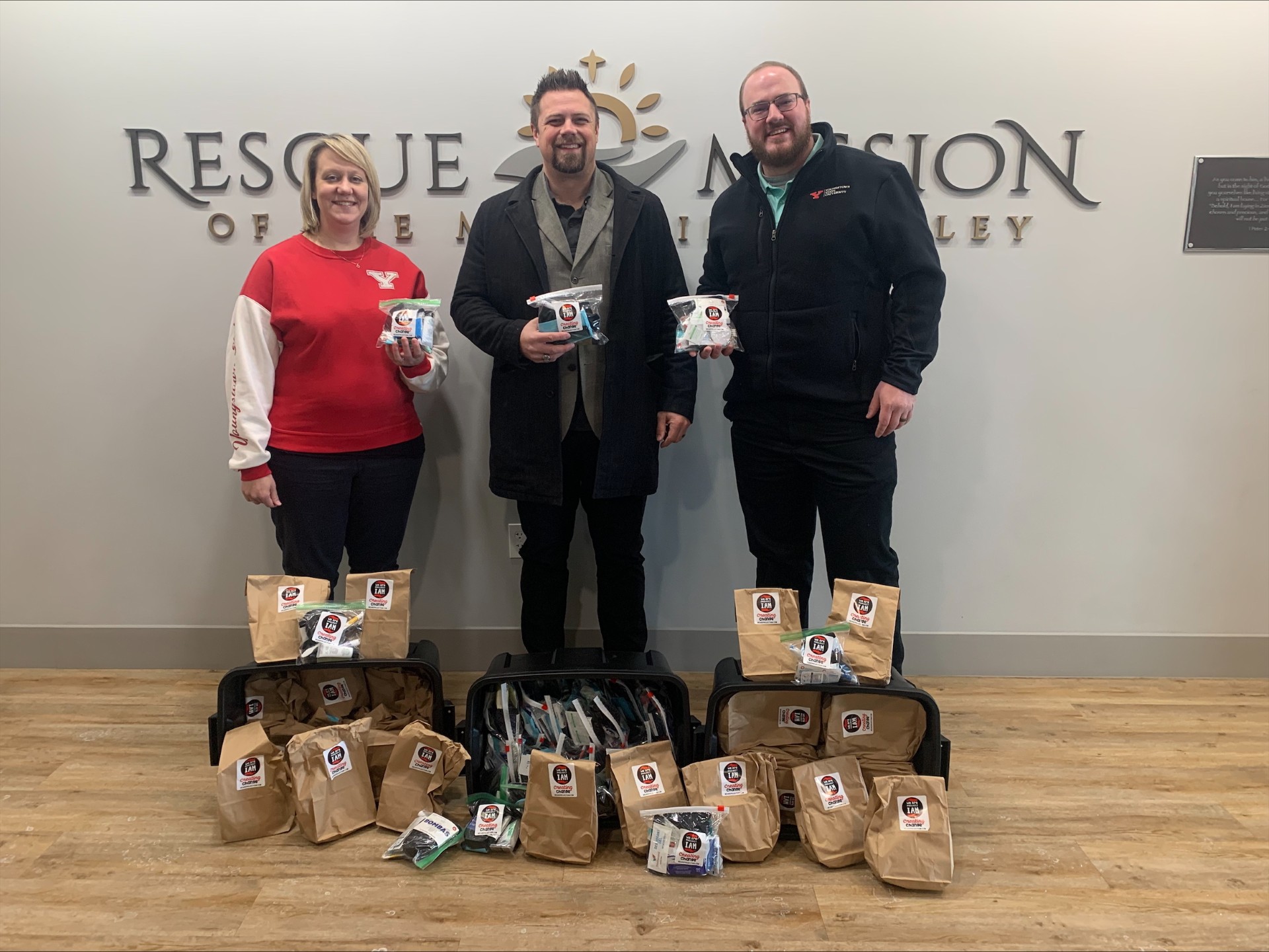 YSU Honors College donates 100 hygiene bags to Rescue Mission of the Mahoning Valley